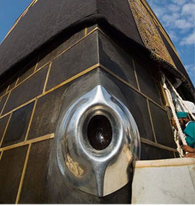 Hz Muhammed (s.a.v.) Kabe’nin Tamirinde Hakemliği