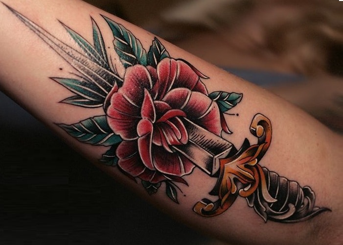 Dövme yaptıranları Hz. Muhammed (s.a.v) şiddetle uyardı