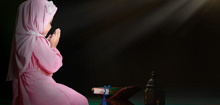 Bakara Suresi 238. Ayet Meali, Arapça Yazılışı, Anlamı ve Tefsiri