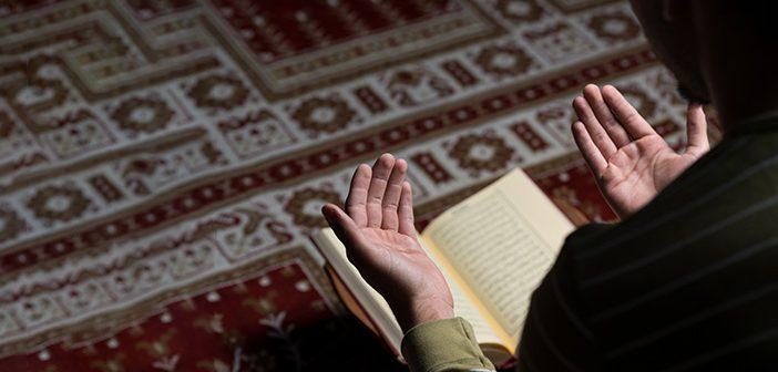 Âl-i İmrân Suresi 107. Ayet Meali, Arapça Yazılışı, Anlamı ve Tefsiri