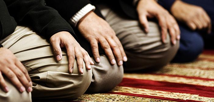 Namazda Son Oturuş Nedir?