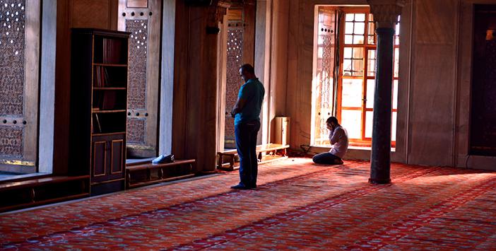 Namazın 12 Farzı Nedir?