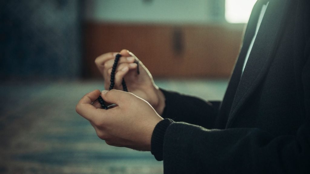 Tavsiye Edilen Günlük Zikirler