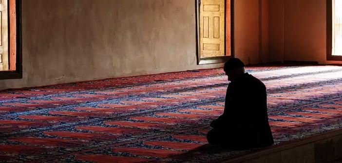 Namazı Kazaya Bırakmanın Hükmü