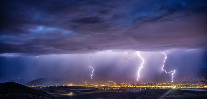 Yeryüzü, Gökyüzüne Teslim Olmuştur