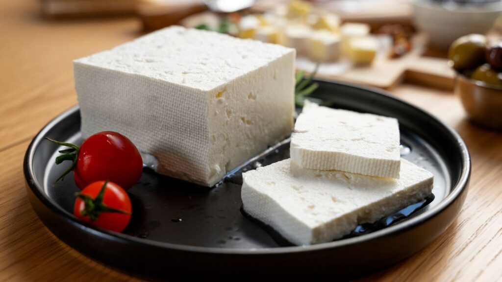 Beyaz Peynir ile Yapılan En İyi Meze Önerileri