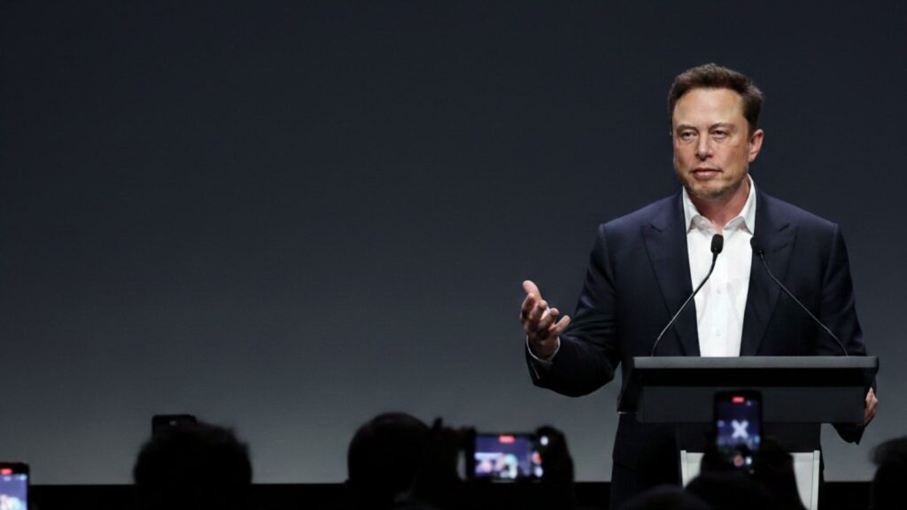 Elon Musk’tan Dikkat Çeken Açıklama: “WhatsApp Güvenli Değil, X Sohbetini Kullanın”