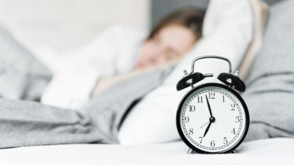 Yaz ve Kış Mevsiminde Sağlıklı Uyku İçin Oda Düzeni Nasıl Olmalı?