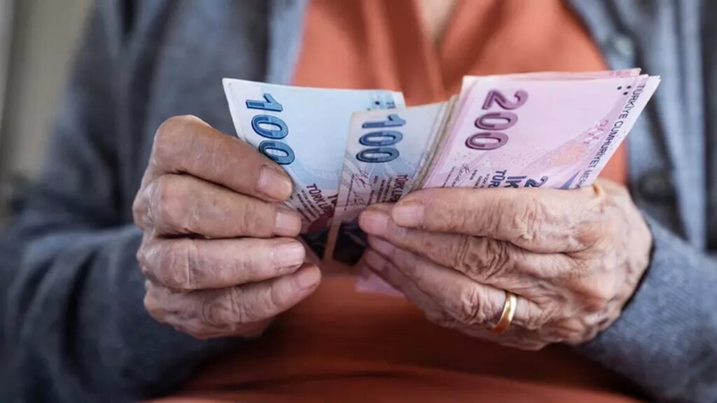 Emekli İkramiyesi 1 Maaş Olacak mı? 2026 Yılı Bayram Ödemeleri Açıklandı mı?