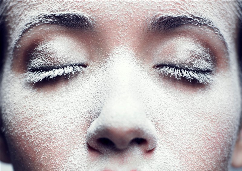 Soğuk havalarda cilt için fondötenden uzak durun!