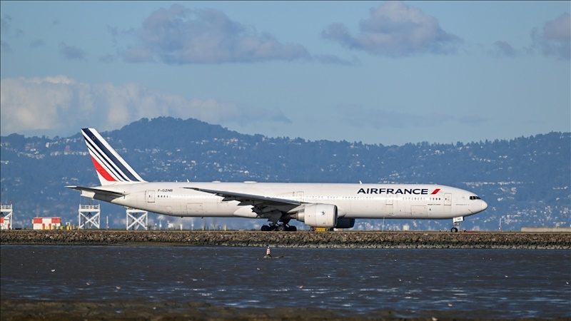 Fransız hava yolu şirketi Air France, Tel Aviv ve Beyrut uçuşlarını iptal etti