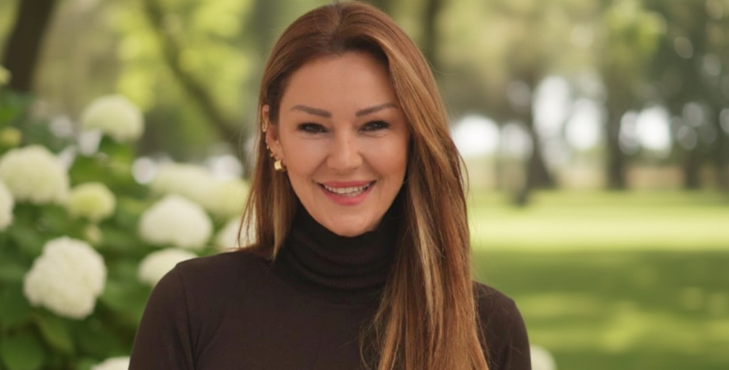 Pınar Altuğ’un Cenaze Tarzı Tartışma Konusu Oldu