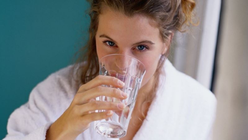 Metabolizmanızı su içerek canlandırın