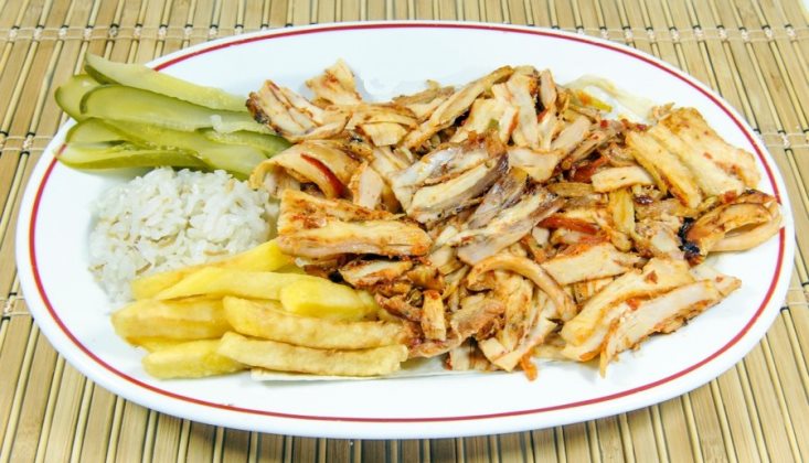 Türkiye ‘Tavuk Döneri’ Neden Seviyor