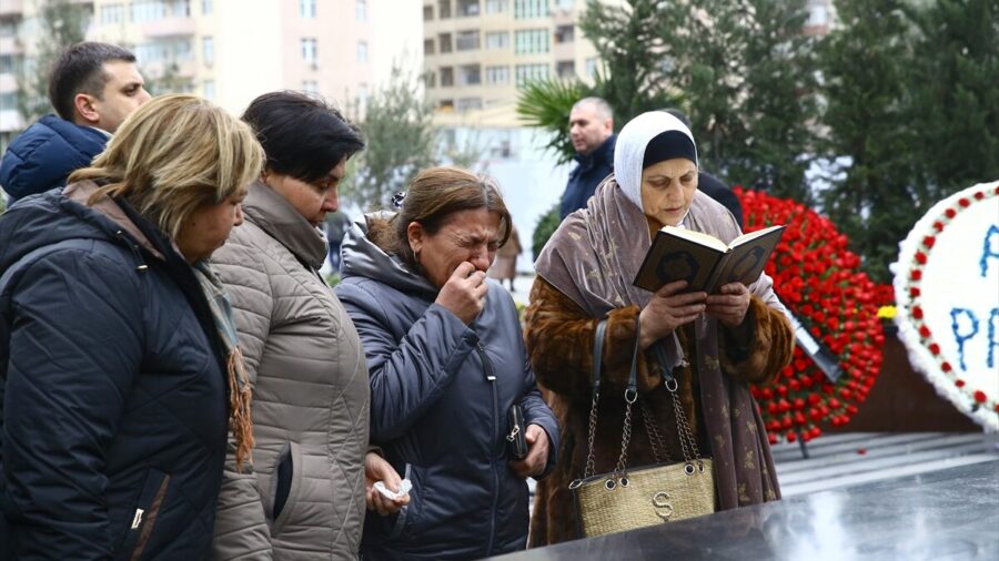 Azerbaycan’da Hocalı Katliamı’nın kurbanları anılıyor