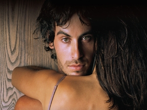 Erkeklerin ilkel savunma yöntemi