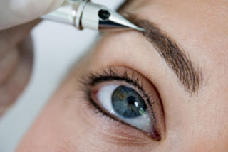 Kusursuz bakışlar için etkili kaşlar