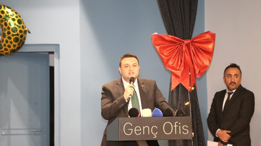 NÖHÜ’de Kampüs İftarları programında öğrencilere “IBAN kiralama” dolandırıcılığı anlatıldı