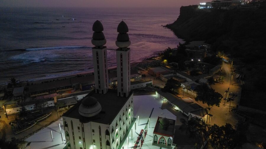 Senegal’de İlahiyat Camisi’nde toplu iftar