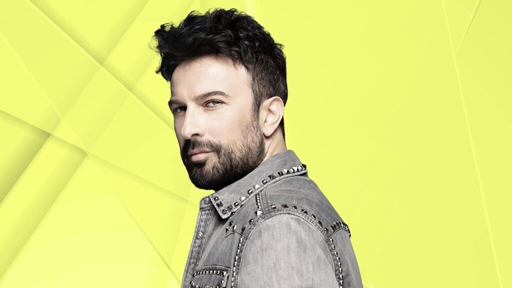 Megastar 2026’ya Damga Vurdu: Tarkan’ın Volkswagen Arena Konserinde “Baş Okşatan” Samimiyet!
