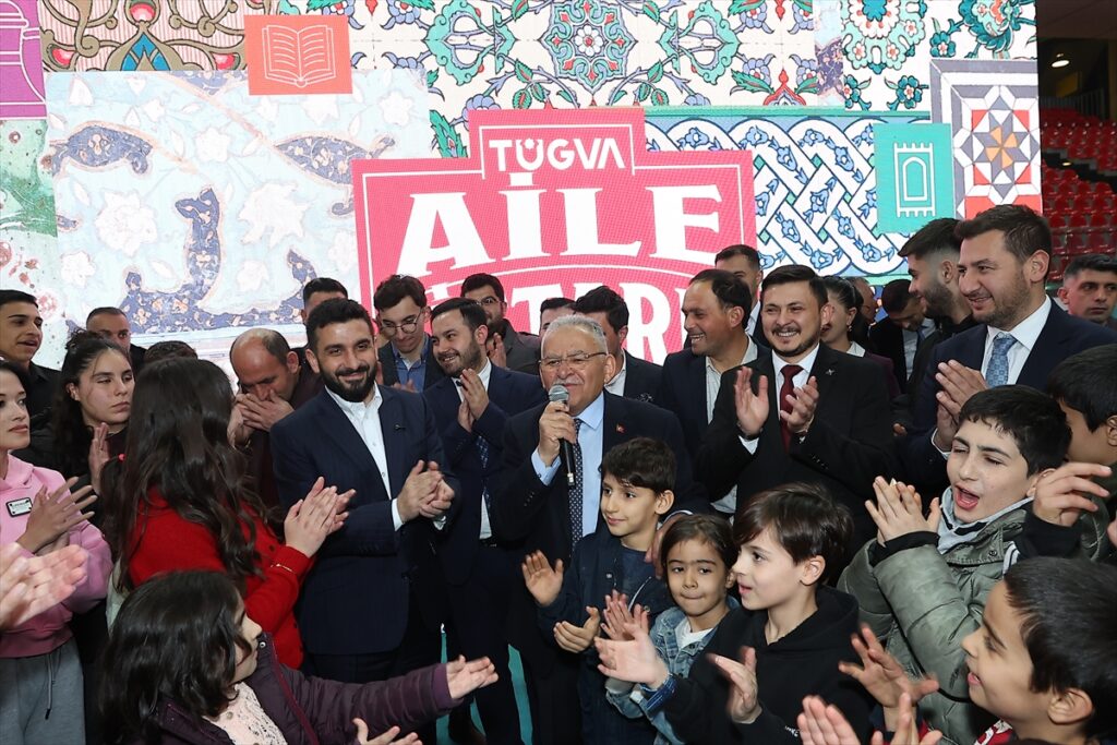 TÜGVA Genel Başkanı Beşinci, Kayseri’de gençlerle iftarda bir araya geldi