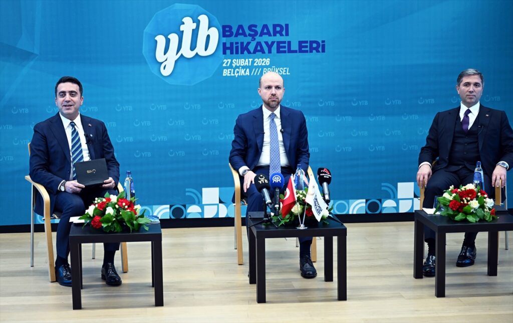 YTB, Brüksel’de Türk toplumunun başarı hikayelerinin ele alındığı panel düzenledi