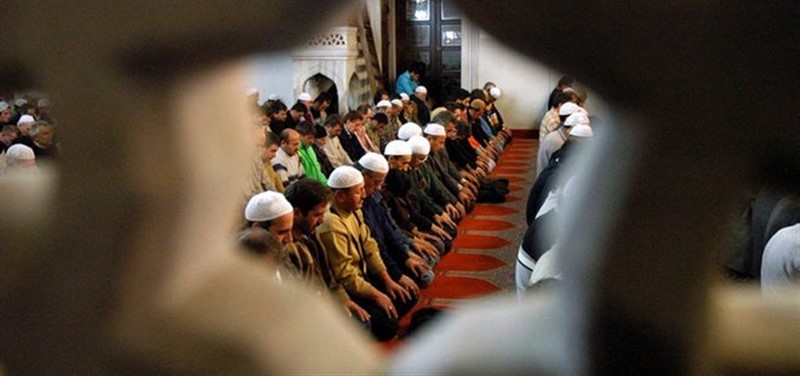 İbadetlerde niyet, kalp ile yapılır