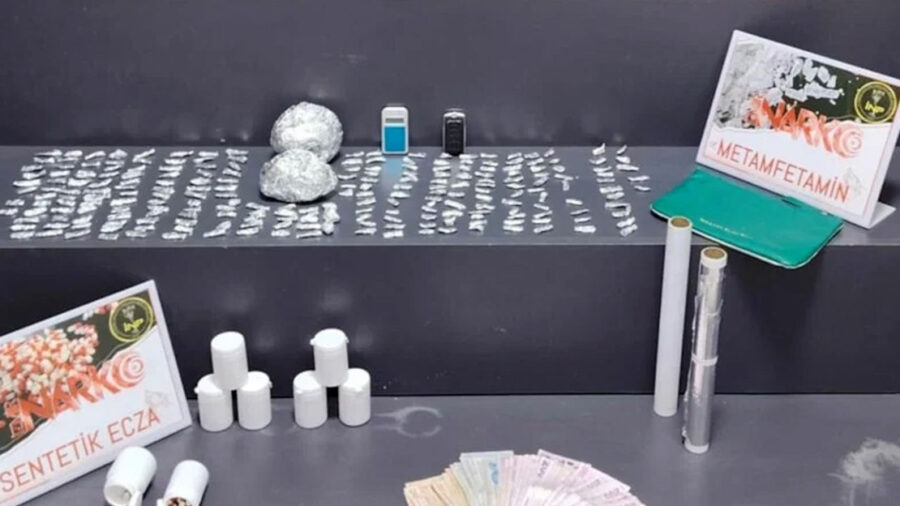 İzmir’de Uyuşturucu Operasyonlarında 7 Kişi Tutuklandı