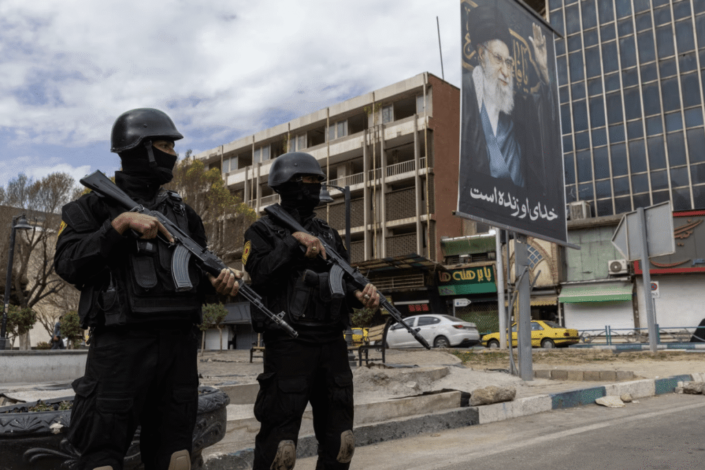İsrail, ayaklanmayı kolaylaştırmak için İran’ın iç güvenlik örgütlerini hedef alıyor