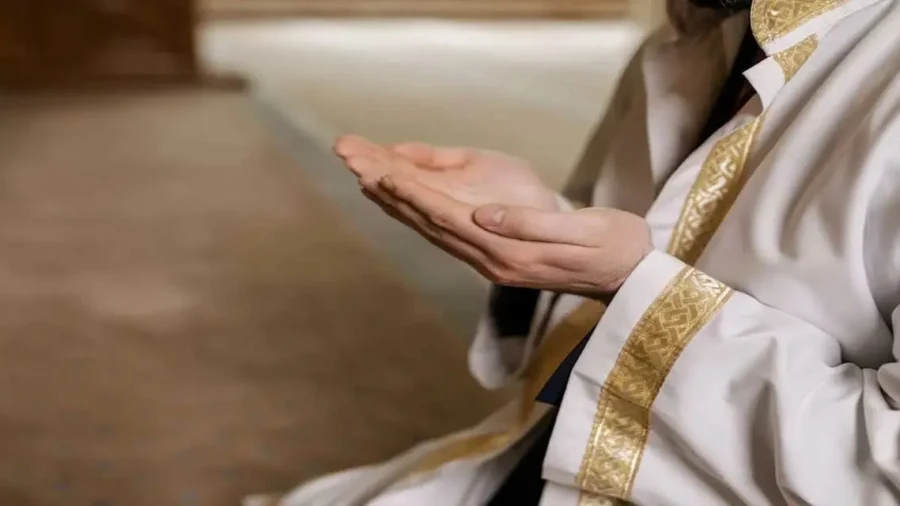 Yüce Allah’ın Kerim isminin anlamını düşünerek bu isimle yapılan bir dua örneği yazınız