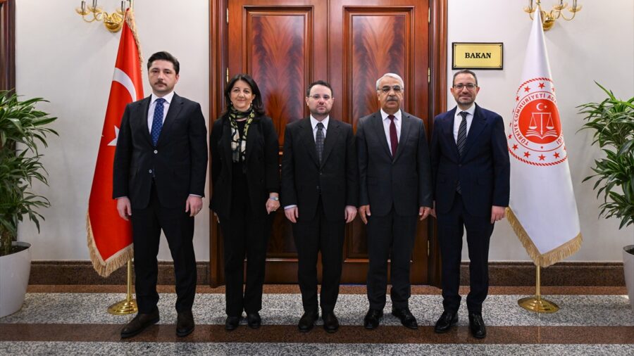 Adalet Bakanı Gürlek, DEM Partili Buldan ve Sancar ile görüştü