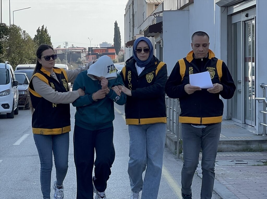 Adana’da tartıştığı kocasını bıçakla yaralayan kadın tutuklandı