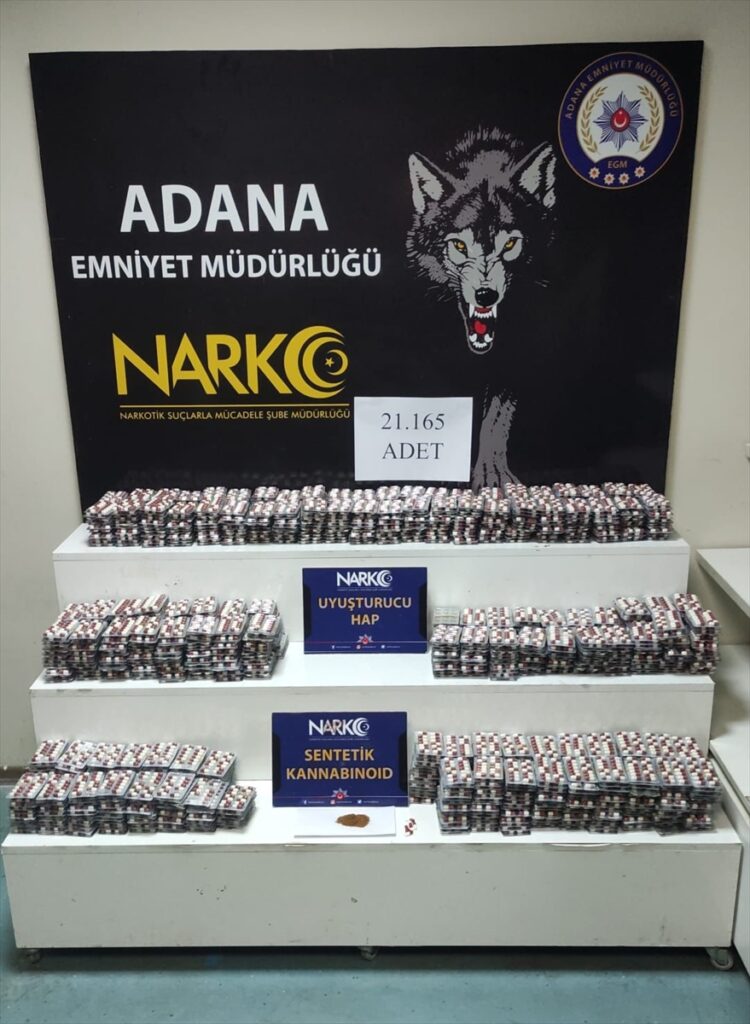 Adana’da uyuşturucu operasyonunda yakalanan 2 zanlı tutuklandı