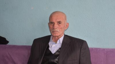 AFYONKARAHİSAR (AA) – Afyonkarahisar'ın Çay ilçesinde evinin önünde oynayan 5