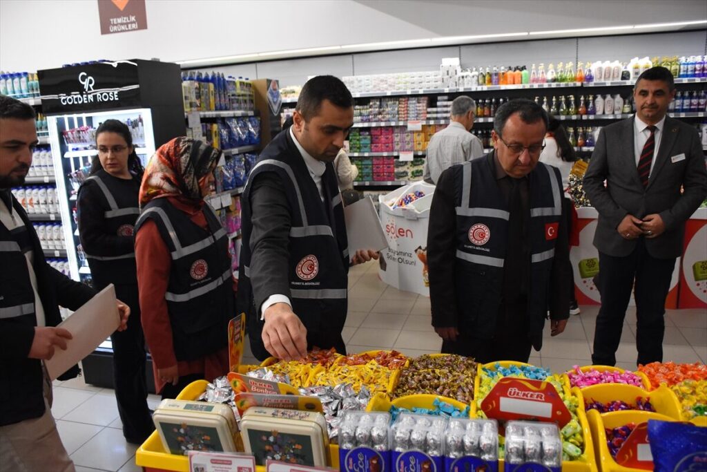 Afyonkarahisar’da Ramazan Bayramı öncesi fiyat denetimi yapıldı
