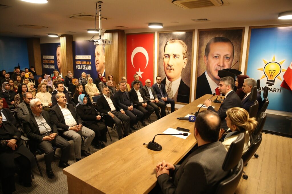 Aile ve Sosyal Hizmetler Bakan Yardımcısı Tarıkdaroğlu, Diyarbakır’da ziyaretlerde bulundu: