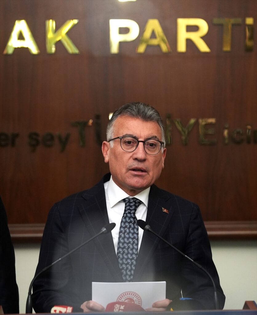AK Parti, ekonomiye ilişkin düzenlemeleri de içeren kanun tekliflerini TBMM’ye sundu
