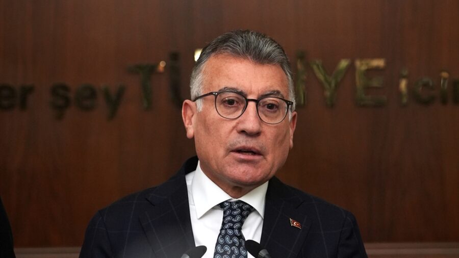 AK Parti, ekonomiye ilişkin düzenlemeleri de içeren kanun tekliflerini TBMM’ye sundu