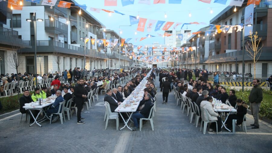 AK Parti Gençlik Kolları Genel Başkanı İbiş, Kahramanmaraş’ta iftar programında konuştu: