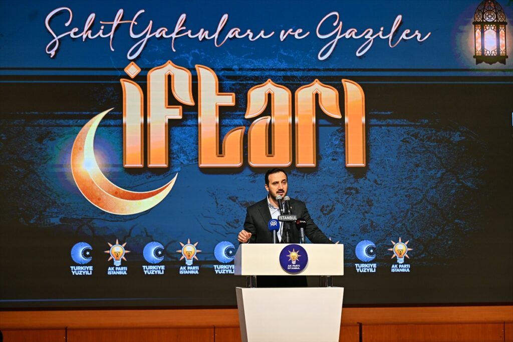 AK Parti Genel Başkan Yardımcısı Kaya, şehit yakınları ve gazilerle iftarda bir araya geldi: