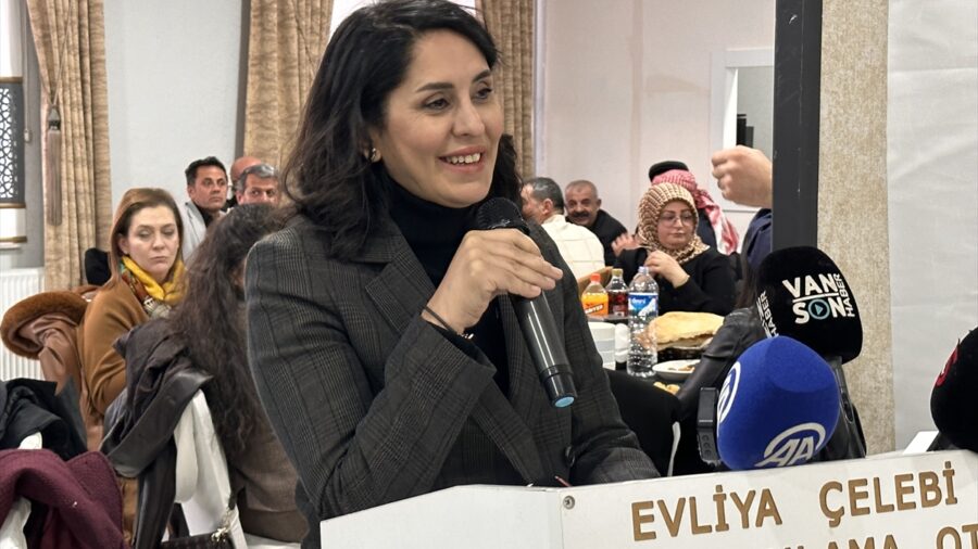 AK Parti Genel Başkan Yardımcısı Tuncer, Van’da iftar programında konuştu: