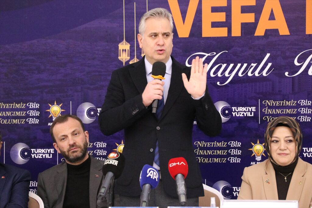 AK Parti Genel Başkan Yardımcısı Yalçın, Kütahya’da konuştu: