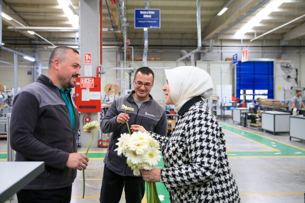 AK Parti Genel Merkez Kadın Kolları Başkanı Ercan, Manisa’da konuştu: