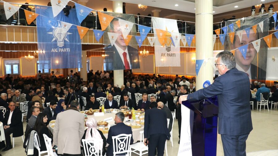 AK Parti Grup Başkanı Abdullah Güler, Ağrı’da iftar programında konuştu:
