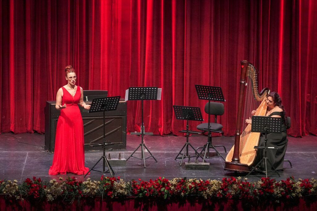 Antalya’da “Müzikal Rönesans” konseri sanatseverlerle buluştu