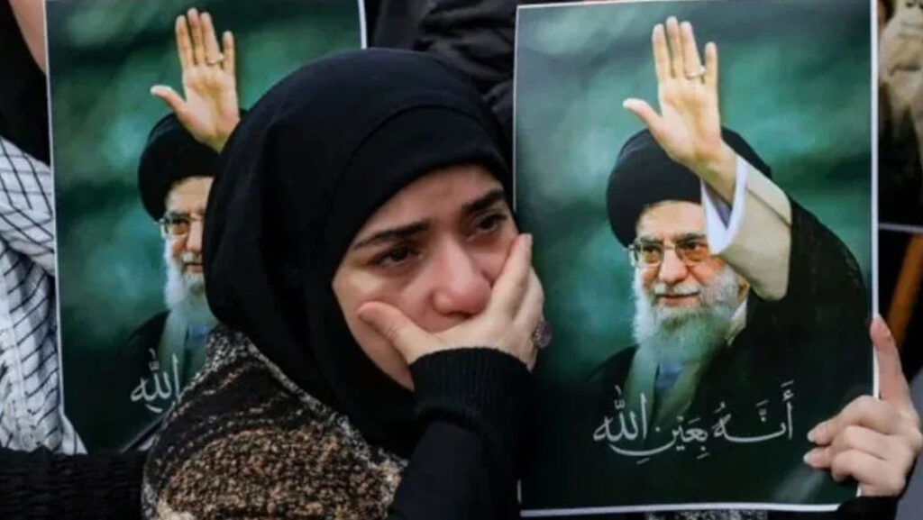 Hamaney’in Cenaze Töreni Üç Gün Sürecek