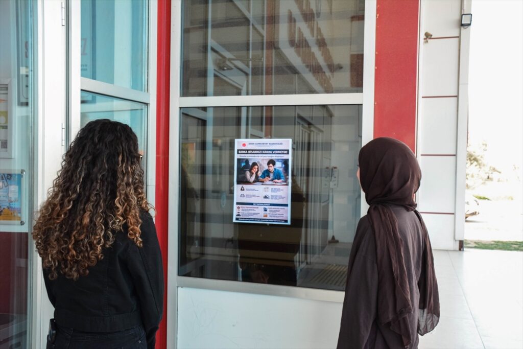 Aydın’da üniversite öğrencileri IBAN dolandırıcılığına karşı bilgilendirildi