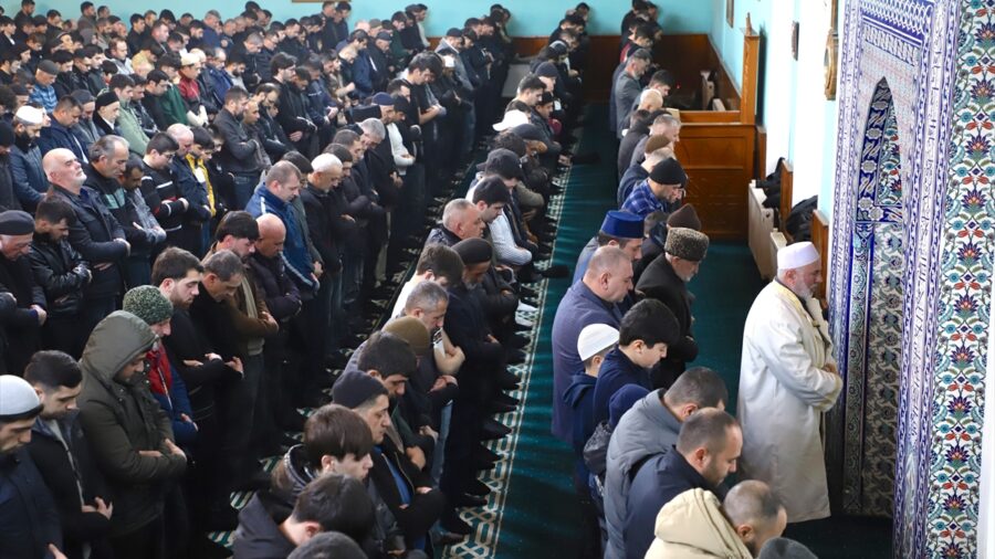 Azerbaycan’da Ramazan Bayramı kutlanıyor