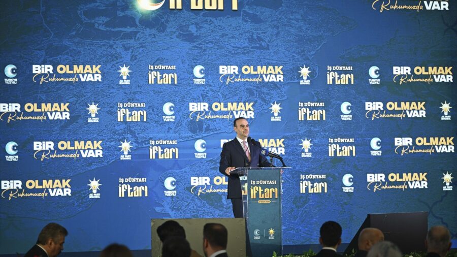 Bakan Kacır, AK Parti İstanbul İş Dünyası İftarı’nda konuştu: