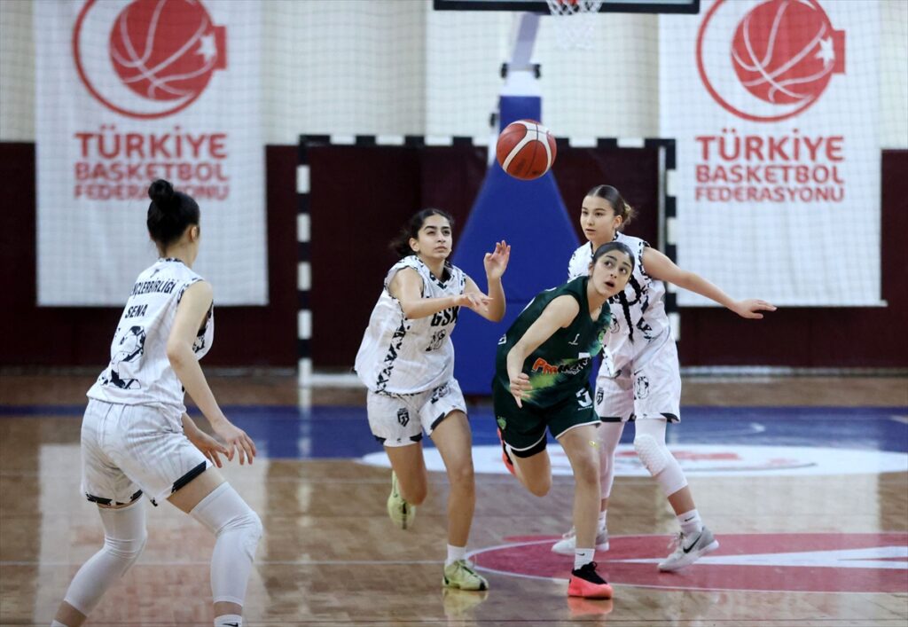 Basketbol: 14 Yaş Altı Kızlar Anadolu Şampiyonası